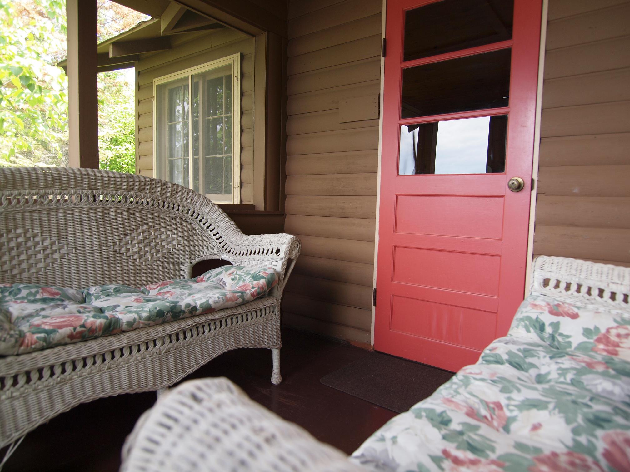 Tuscarora Cabin 2 Porch 2