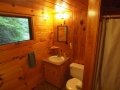 Cabin 4 Bathroom